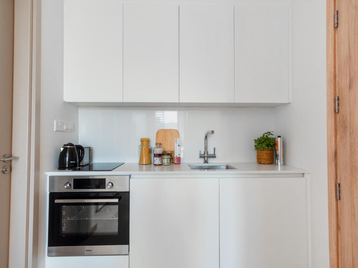 Armonta Residences By Becyprus Апартаменти